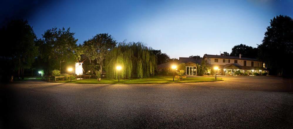 ביסקארוס Hotel La Ferme D'En Chon מראה חיצוני תמונה